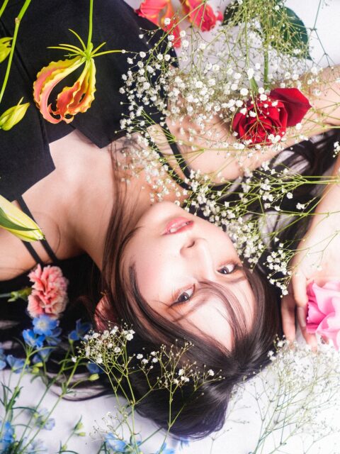 .
💐
.
#フォトスタジオ名古屋 
#宣材写真 
#生花が好き